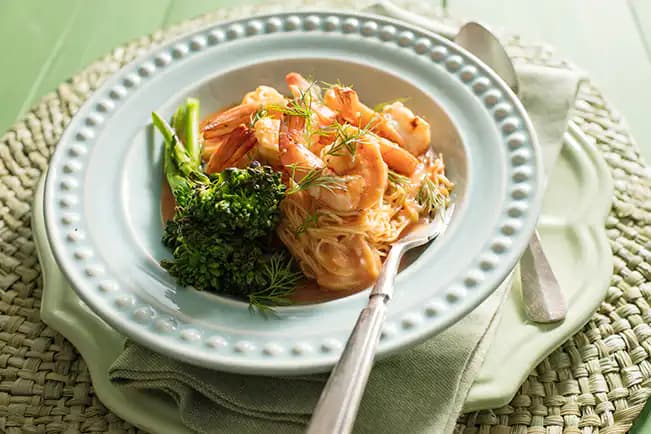 Macarrão com camarão ao molho rosé — receita Rita Lobo (Panelinha)